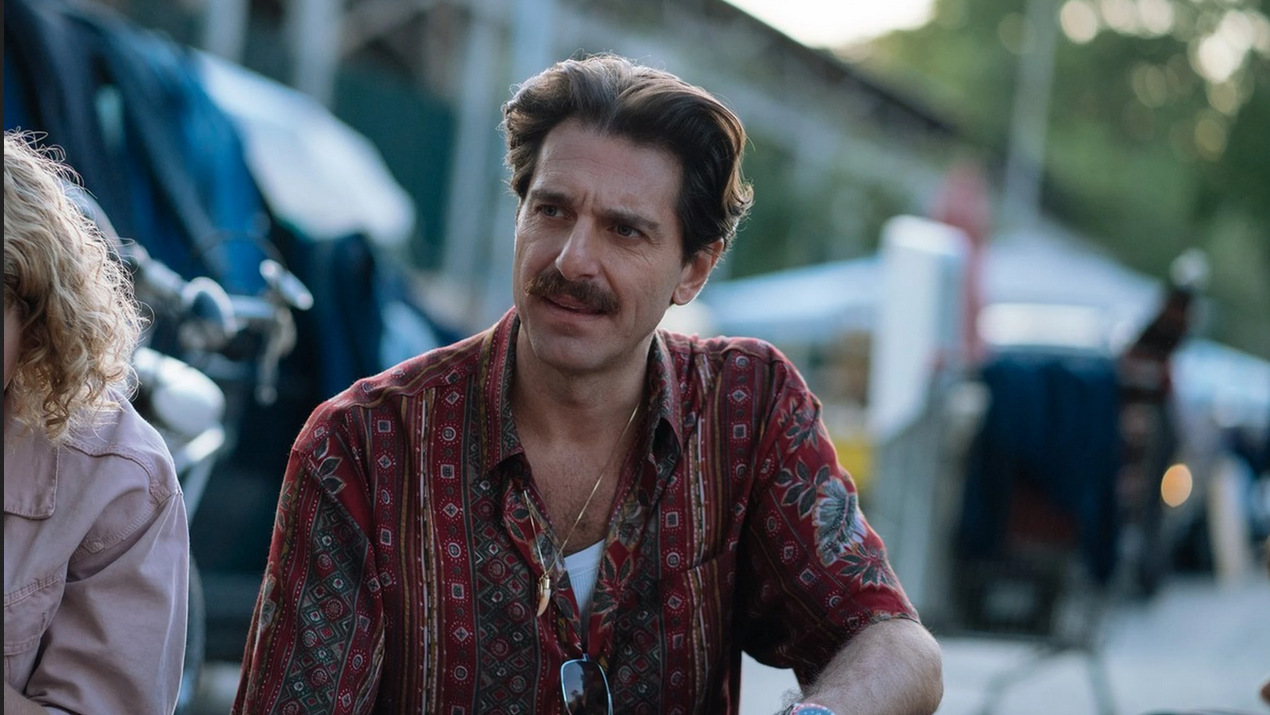 Rai Tre stasera propone "Maledetta primavera", commedia del 2020 di Elisa Amoruso con Micaela Ramazzotti, Giampaolo Morelli, Emma Fasano, Federico Ielap e Manon Bresch.