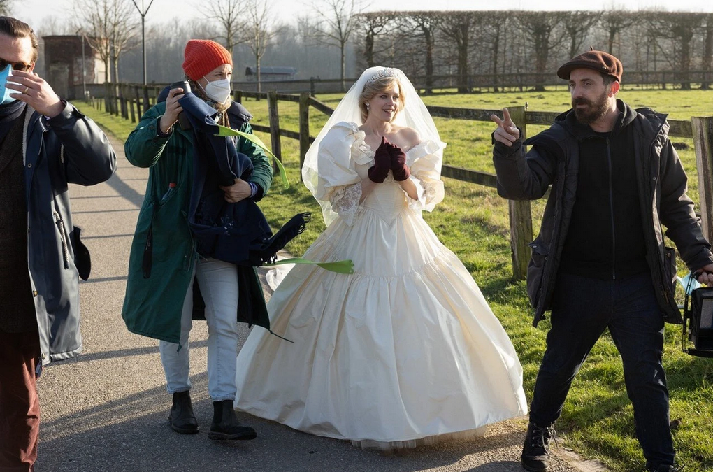 Su Rai Tre Spencer, il film biografico del regista Pablo Larrain con la candidata all'Oscar Kristen Stewart nei panni della Principessa Diana.