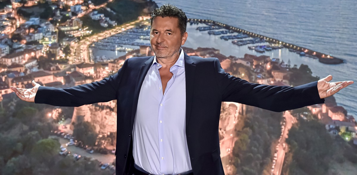 Teo Mammucari a TvBlog: “Lo Spaesato? Spero si rifaccia, ma con più puntate. Se mi richiamasse Mediaset, non ci tornerei”