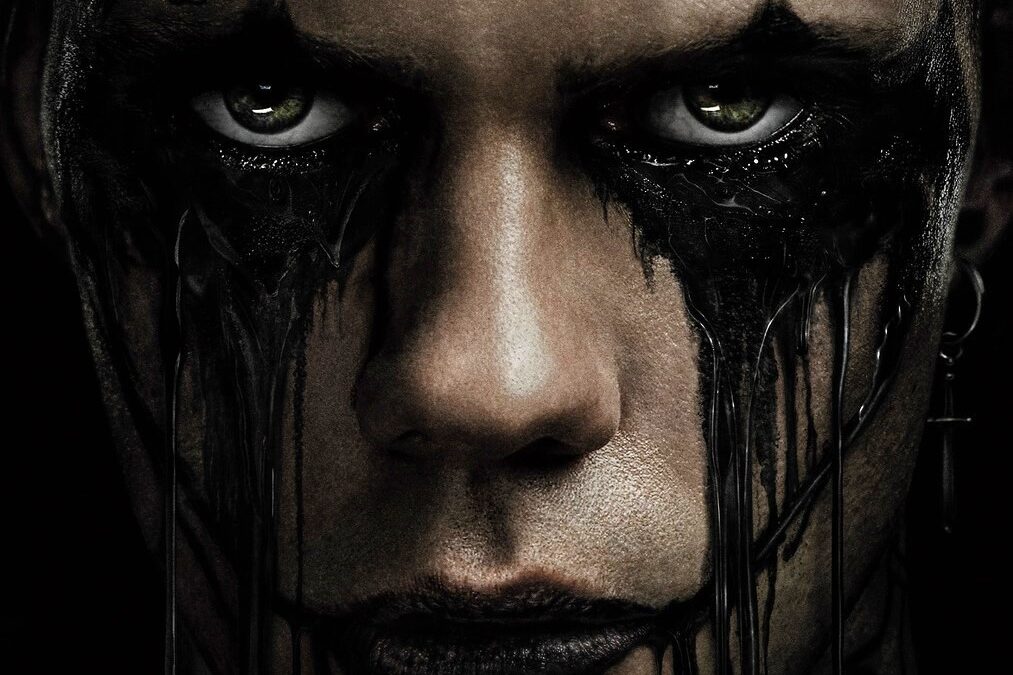 The Crow – Il corvo, recensione: un reboot confuso senza il pathos e l’anima gothic-dark dell’originale