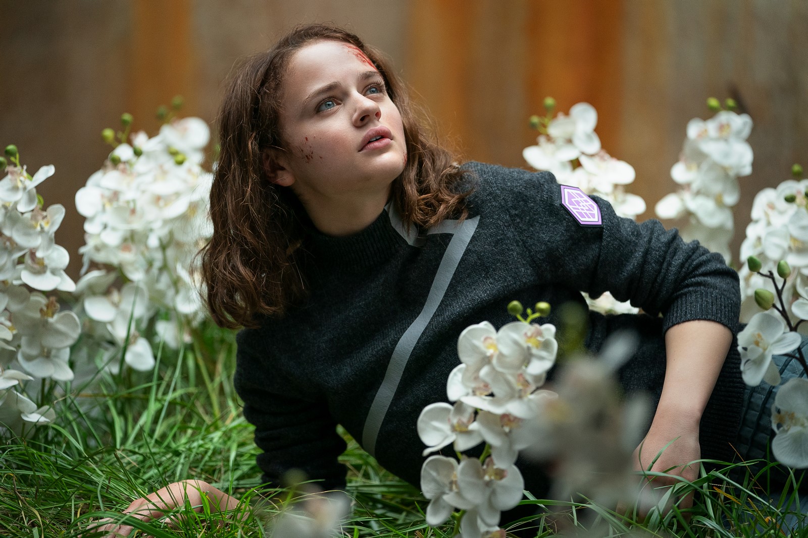 Uglies, recensione: innocua distopia "young adult" sull'effimera e uniformante ricerca della perfezione estetica