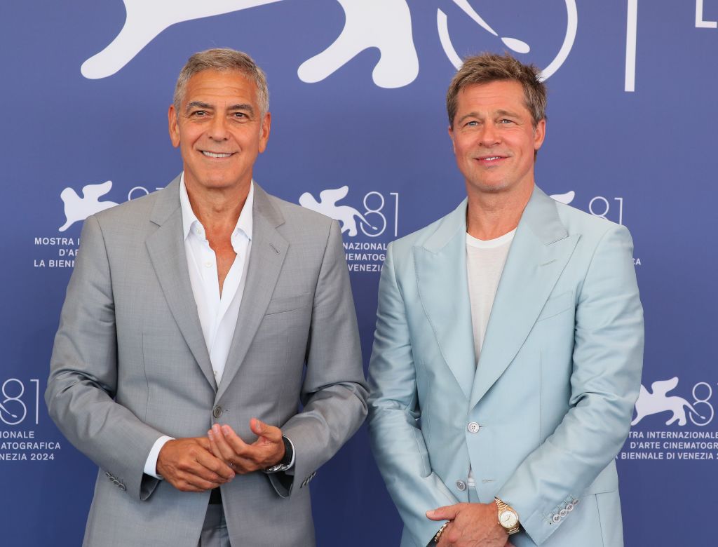 Venezia 81, Wolfs: nuovo trailer italiano e video red carpet del film con George Clooney e Brad Pitt