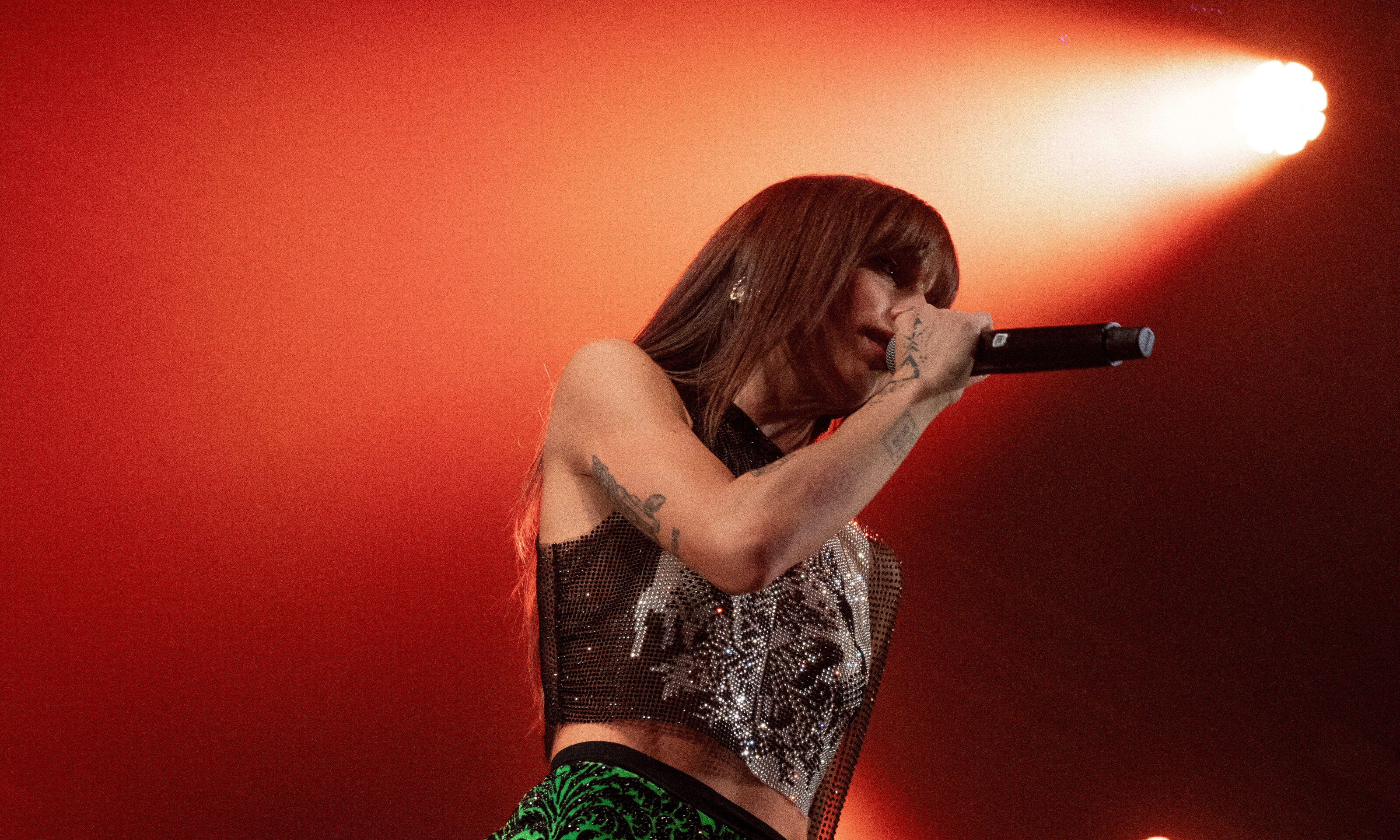 Concerto 15 ottobre 2024, Angelina Mango a Napoli: la scaletta delle canzoni, orario e come arrivare