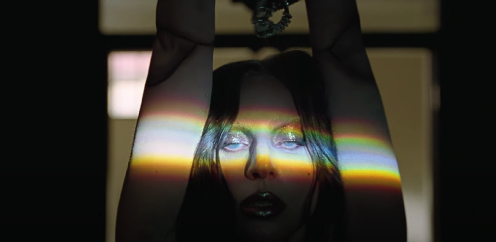 Disease di Lady Gaga: video ufficiale, testo, traduzione in italiano e significato della canzone