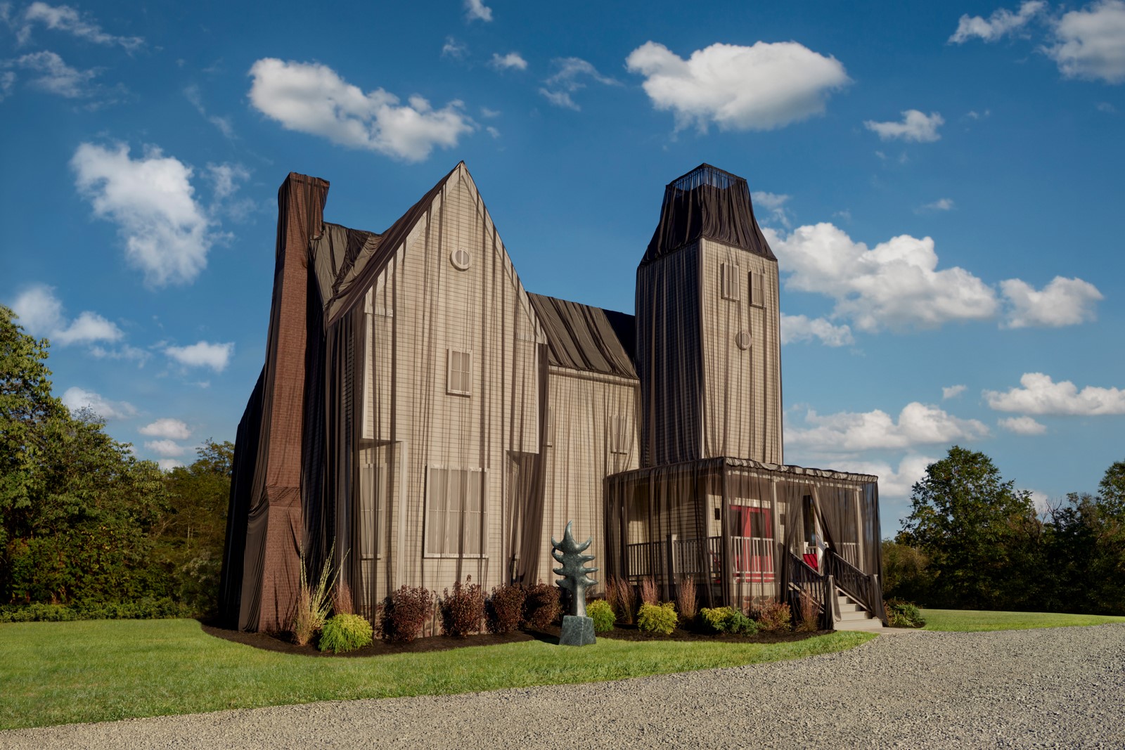 Halloween 2024, Airbnb: A caccia di spiriti nella Casa di “Beetlejuice”