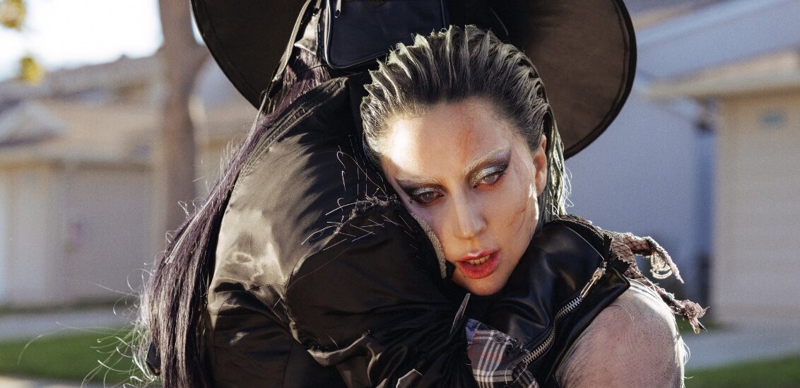 Disease, Lady Gaga spiega il significato del video ufficiale: “Non posso vincere o sfuggire alle parti di me che mi spaventano”