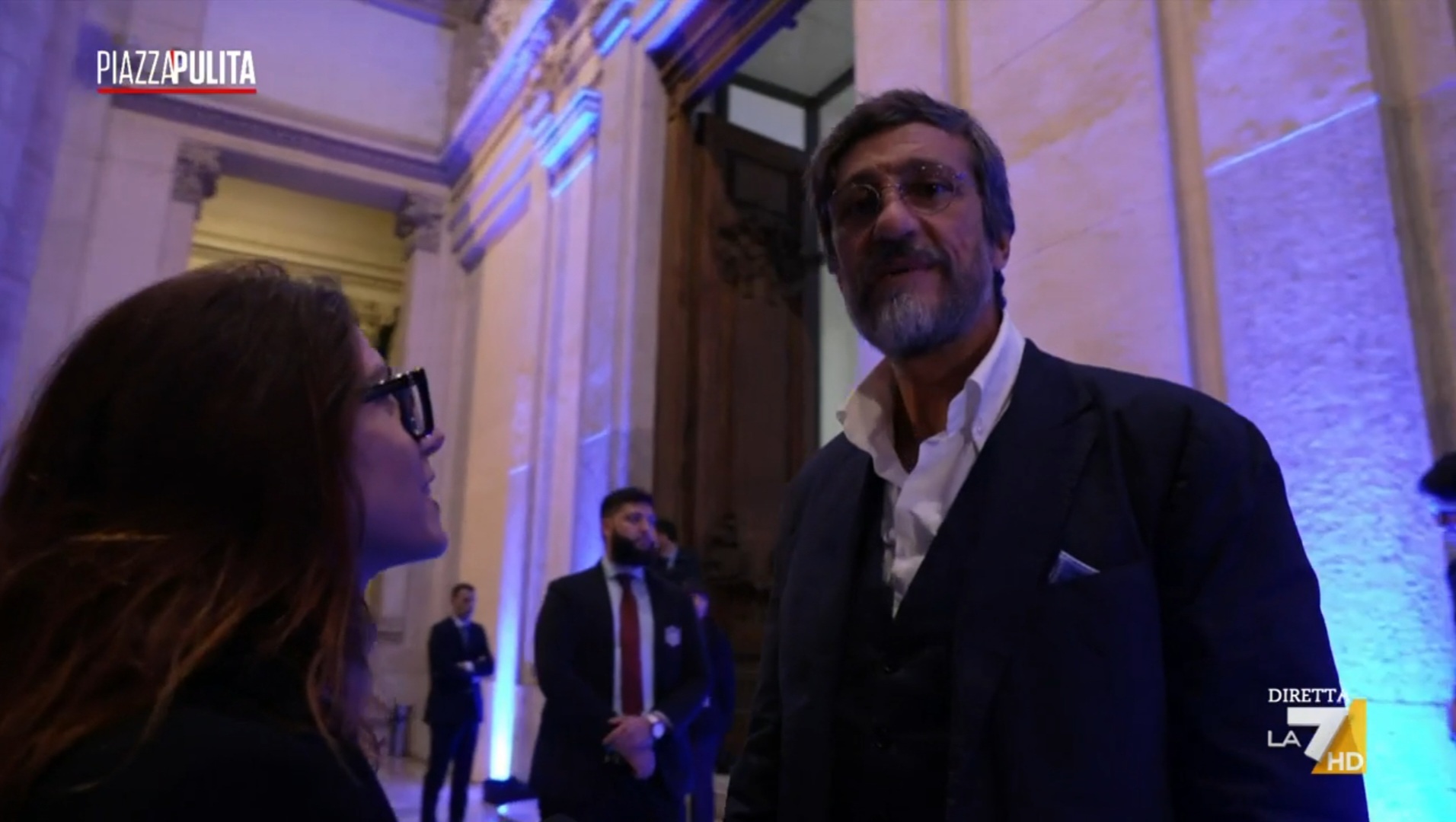 Piazzapulita, Corsini apostrofa come “infame” Formigli. La replica: “Nervoso per i flop editoriali di cui è corresponsabile”