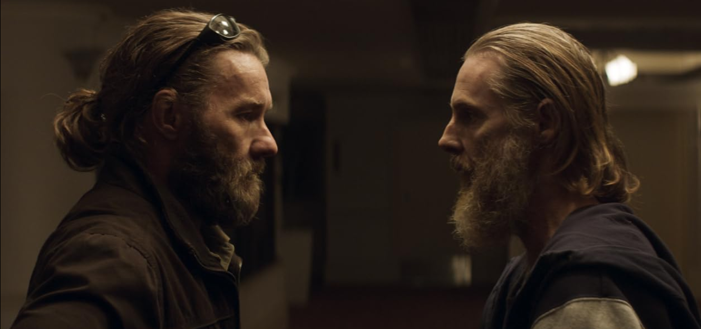 Su Rai 3 The Stranger, il thriller australiano basato su una storia vera diretto da Thomas M. Wright e interpretato da Joel Edgerton, Sean Harris, Jada Alberts, Kate Rylett, Cormac Wright.