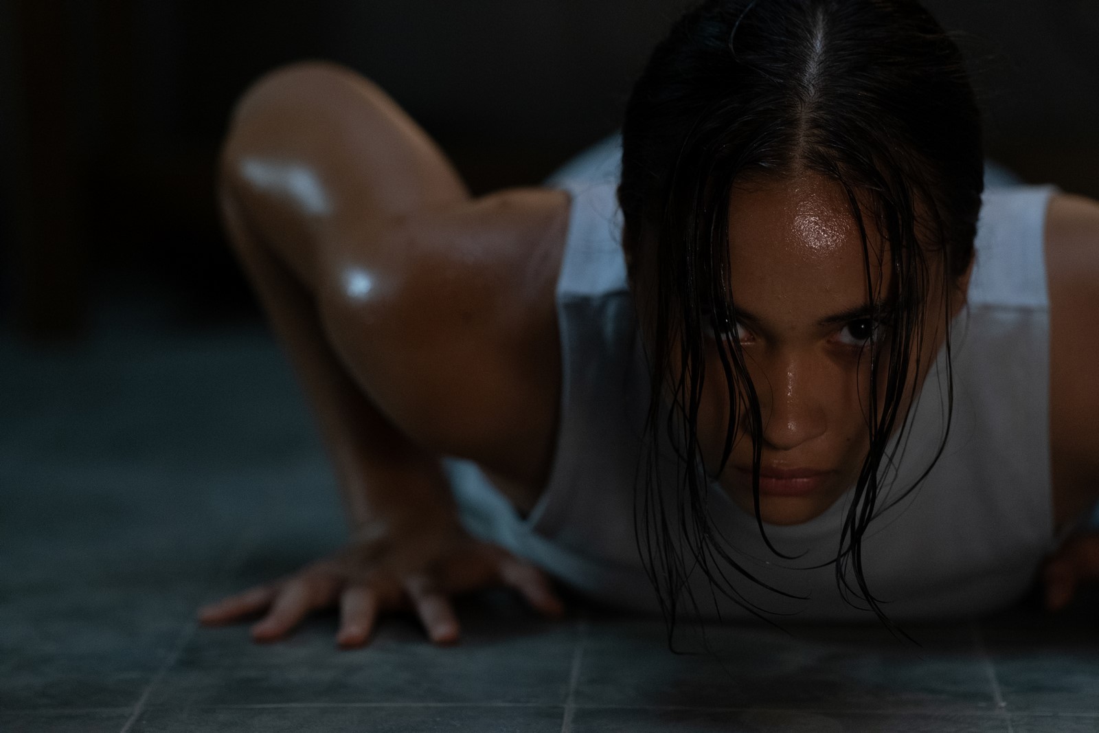 The Shadow Strays, recensione: dall'Indonesia con furore, un feroce thriller-d'azione alla "The Raid" (disponibile su Netflix)