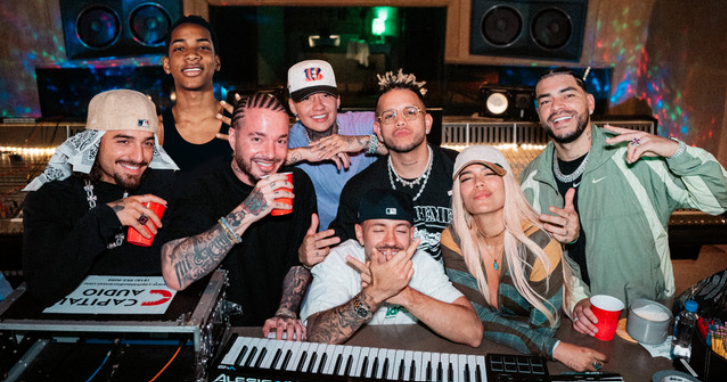 +57, KAROL G, Feid & DFZM: testo, traduzione in italiano e significato della canzone