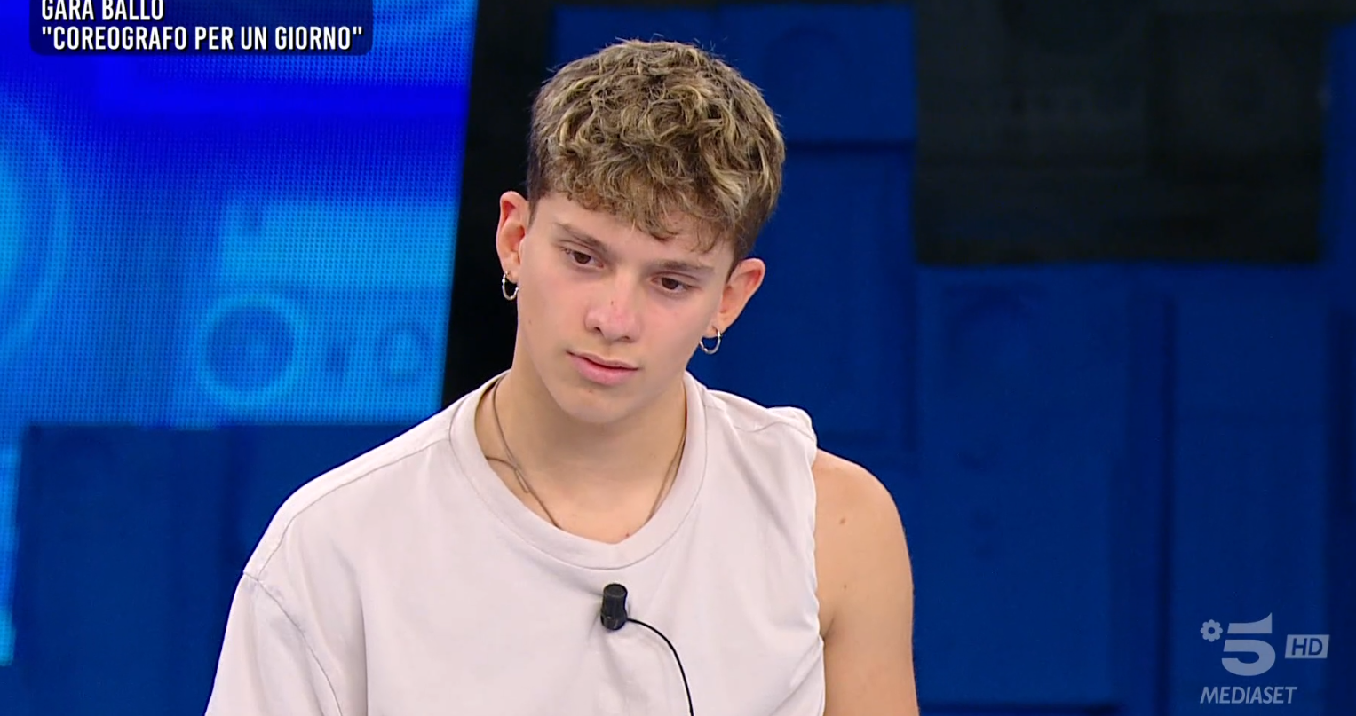 Amici 24, la classifica di ballo di Alessio, ‘coreografo e giudice per un giorno’ (video)