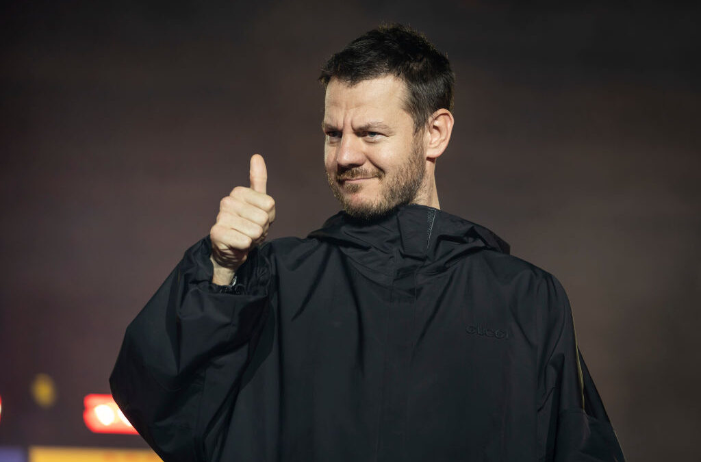 Sanremo 2025, Alessandro Cattelan tra i co-conduttori della finale di sabato 15 febbraio