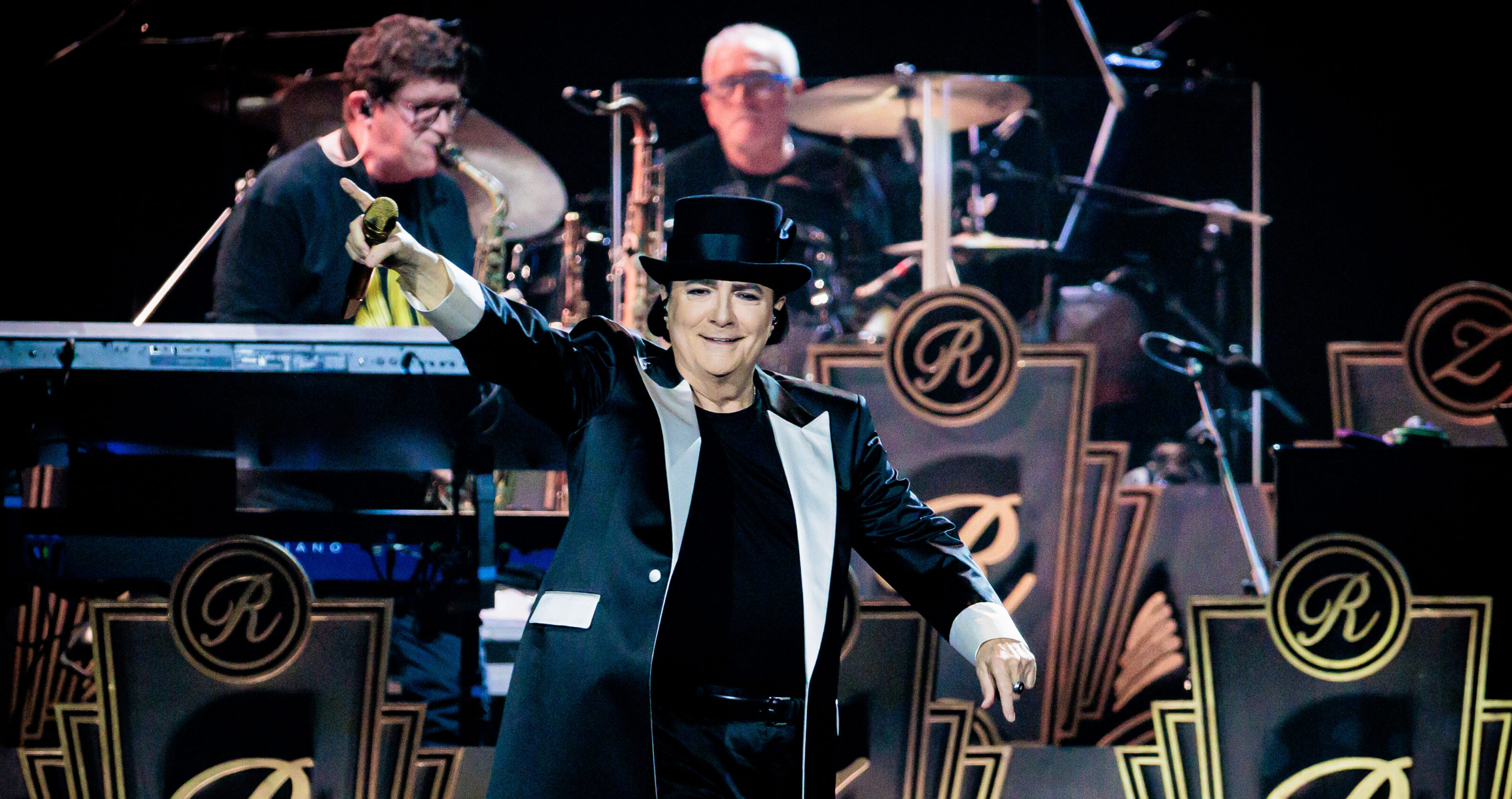 Concerto 7 novembre 2024, Renato Zero a Messina: la scaletta delle canzoni, orario e come arrivare al PalaRescifina