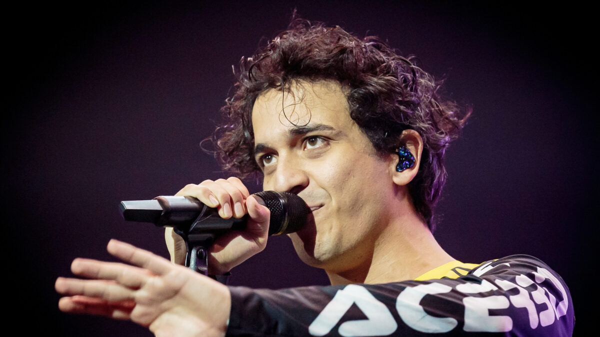 Concerto 5 novembre 2024, Tananai a Milano: la scaletta del concerto, orario, biglietti e come arrivare all’Unipol Forum di Assafo