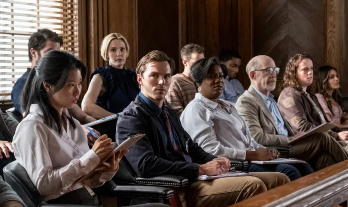 Recensione e tutto quello che c'è da sapere sul film di Clint Eastwood con Nicholas Hoult, Toni Collette, Kiefer Sutherland e J.K. Simmons - Al cinema con Warner Bors. Pictures Italia