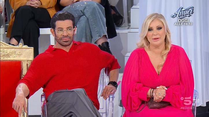 Uomini e Donne puntata 20 novembre 2024: Francesca bacia Gianmarco M., Sabrina chiude con Francesco
