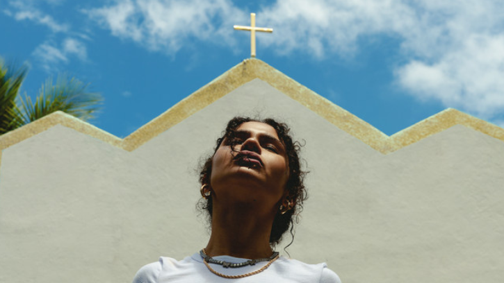 J, Lorenzza feat. Nayt: testo e significato della canzone