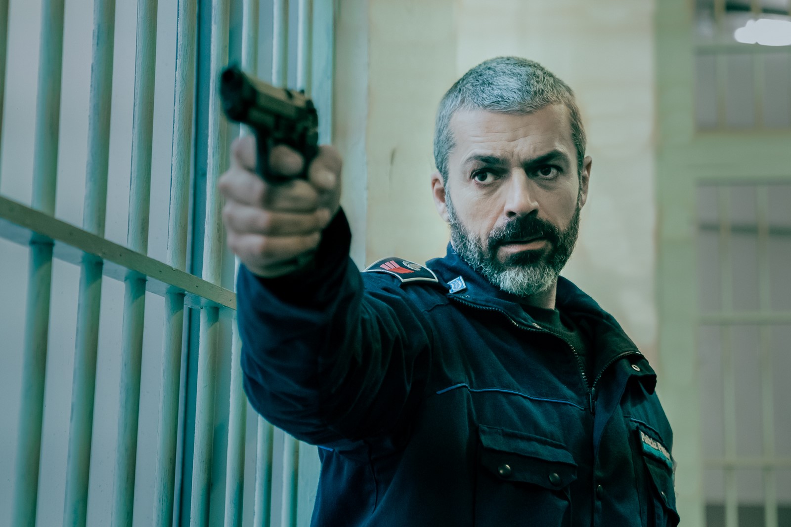 Recensione e tutto quello che c'è da sapere su "La coda del diavolo", il film d'azione Sky Exclusive di Domenico de Feudis con Luca Argentero, Cristiana Dell’Anna e Francesco Acquaroli