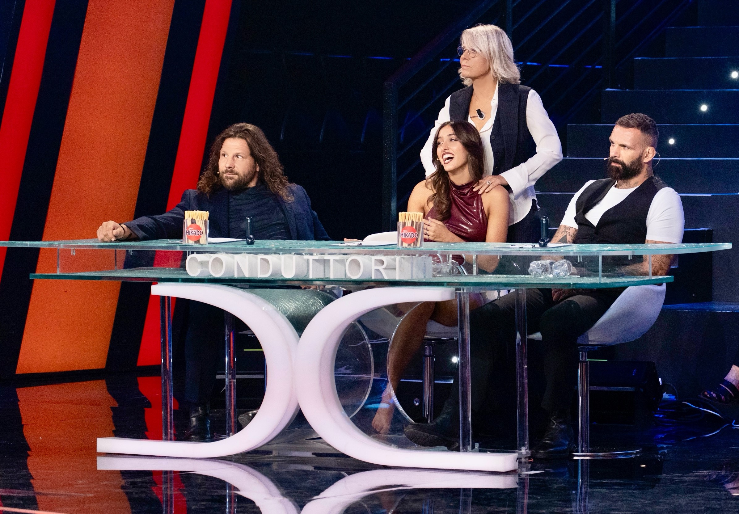 Ascolti tv sabato 9 novembre 2024: TSQV a 3,5 mln (25,1%), Ballando con le stelle a 3,4 mln (24,4%)
