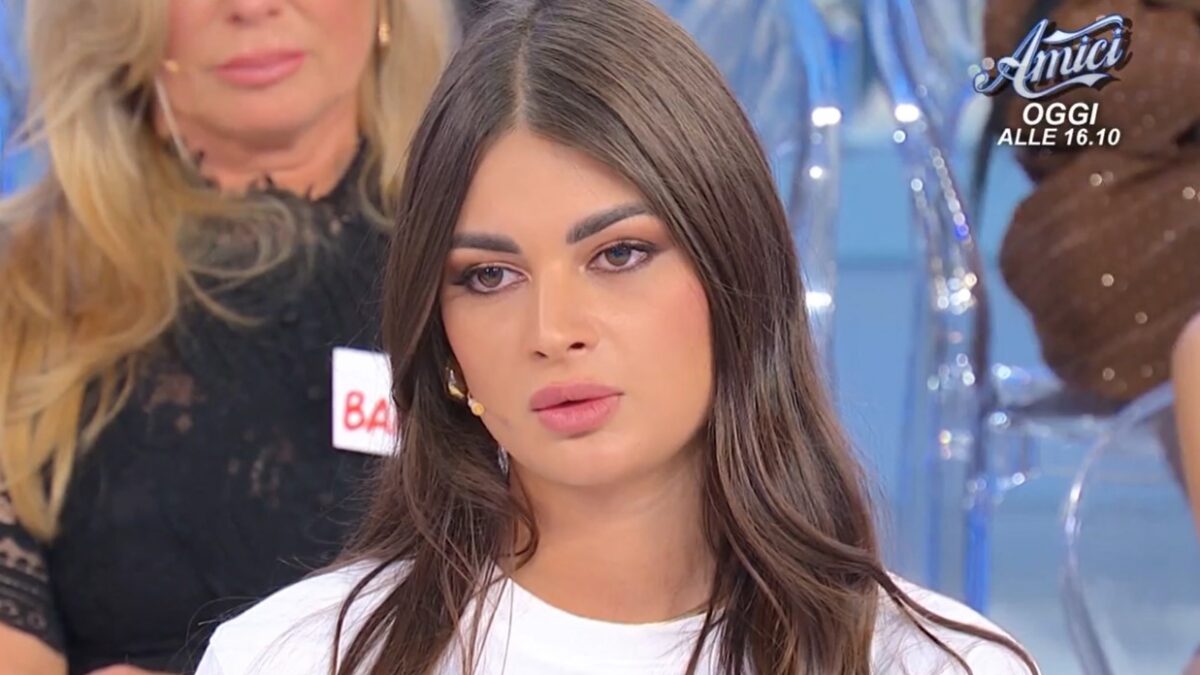 Serena Ferrari: chi è la corteggiatrice di Alessio Pecorelli di Uomini e Donne
