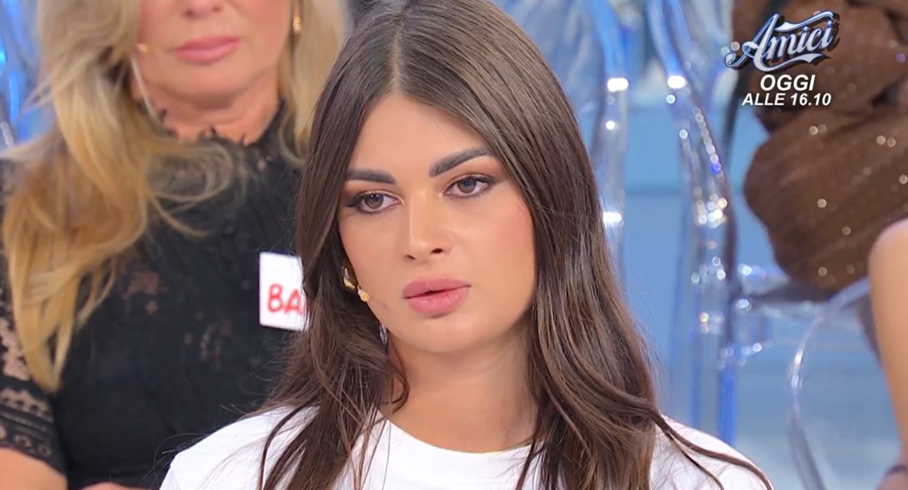Serena Ferrari: chi è la corteggiatrice di Alessio Pecorelli di Uomini e Donne