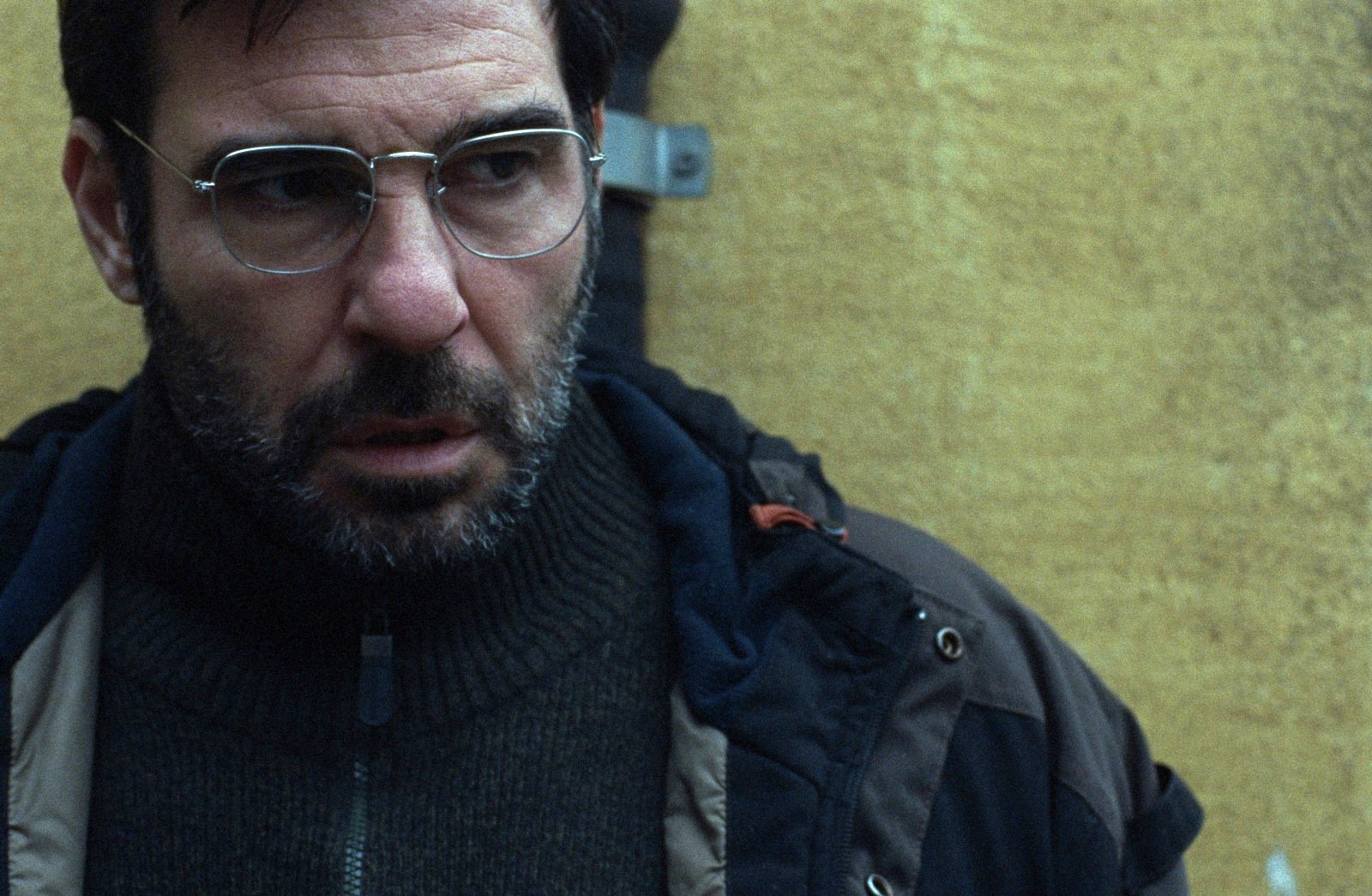 Recensione e tutto quello che c'è da sapere sul film "Mia" di Ivano De Matteo su Rai 2 con Edoardo Leo, Greta Gasbarri, Milena Mancini, Riccardo Mandolini, Giorgio Montanini e Vinicio Marchioni.