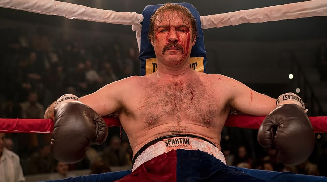 Recensione e tutto quello che c'è da sapere su "The Bleeder - La storia del vero Rocky Balboa", il film su Rai Tre con Liev Schreiber. Naomi Watts, Elisabeth Moss e Ron Perlman.