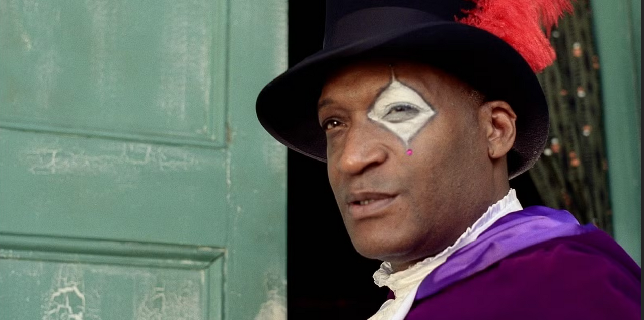 Cineblog ricorda l'attore americano Tony Todd e icona horror Candyman scomparso a 69 anni, aveva recitato anche in Platoon, Bird, Final Destination, The Rock e l'originale Il Corvo - The Crow.