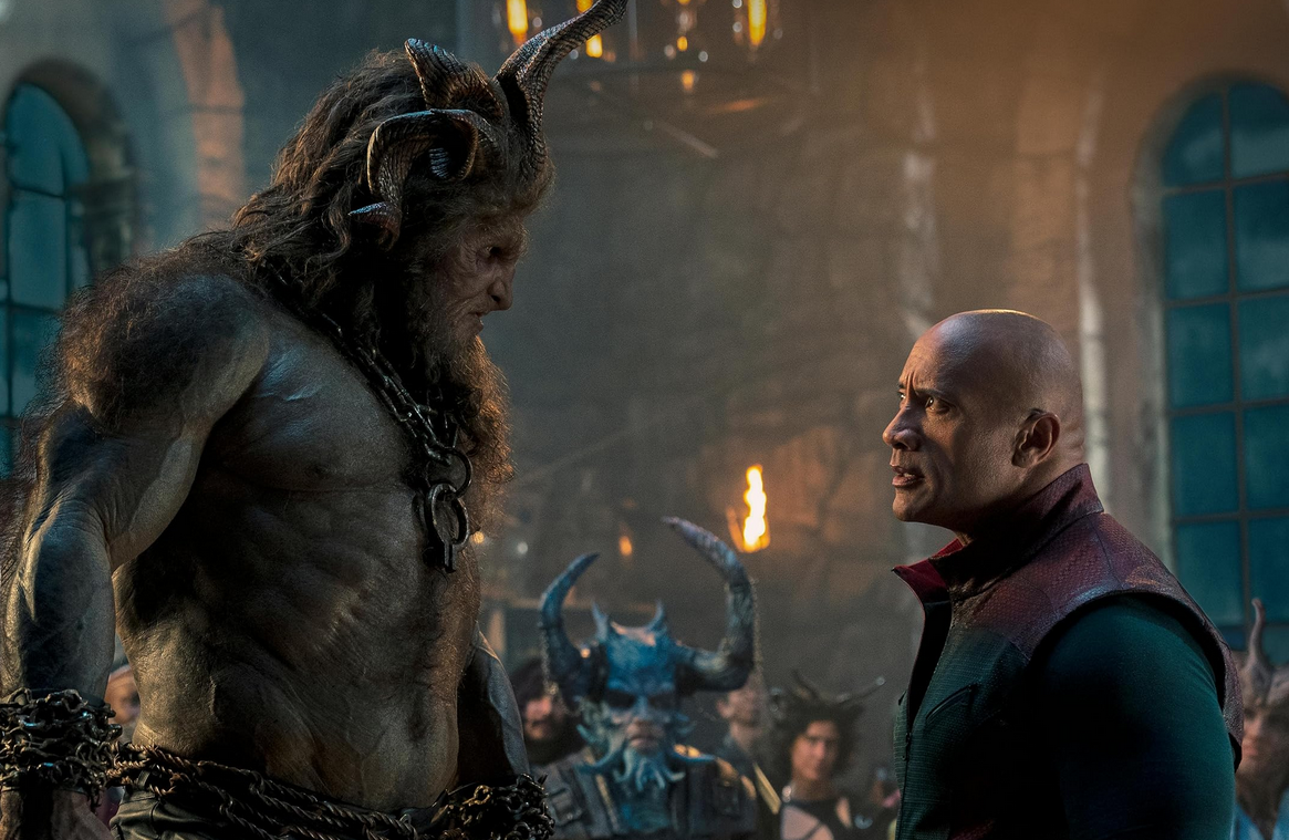 Nuovi spot tv in italiano e tutto quello che c'è da sapere su Uno Rosso, la commedia d'azione natalizia di Warner Bros. diretta da Jake Kasdan e interpretata da Dwayne Johnson e Chris Evans.