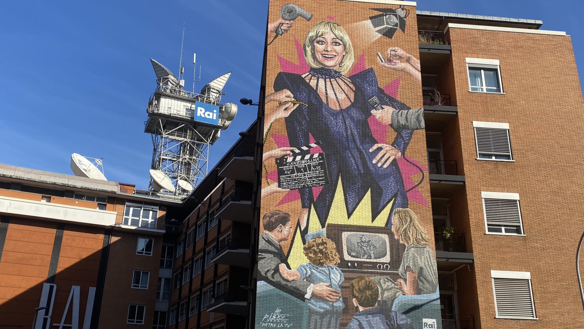 Murale dedicato a Raffaella Carrà, l’inaugurazione oggi durante La Vita in Diretta