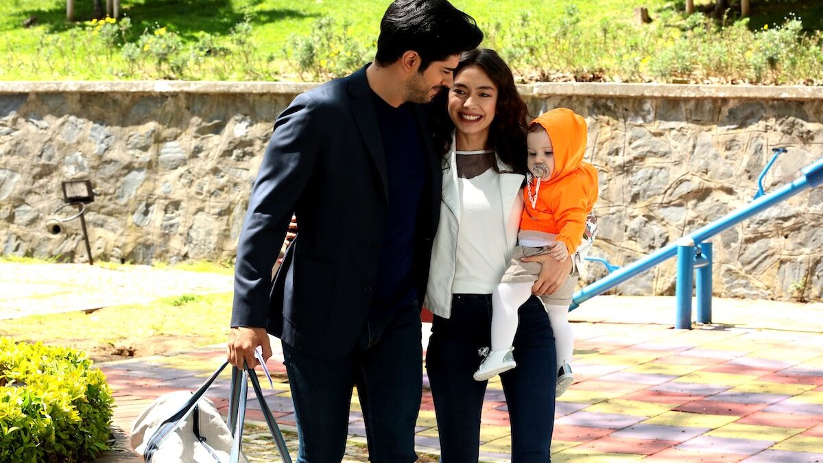 Anticipazioni Endless Love puntata del 9 gennaio 2025: per Nihan e Kemal una festa (ma Emir trama contro di loro)