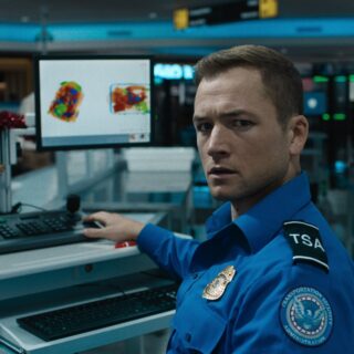 Recensione e tutto quello che c'è da sapere sul film d'azione Netflix di Jaume Collet-Serra con Taron Egerton, Patrick Bateman, Sofia Carson, Danielle Deadwyler, Theo RossI, Logan Marshall-Green, Dean Norris.