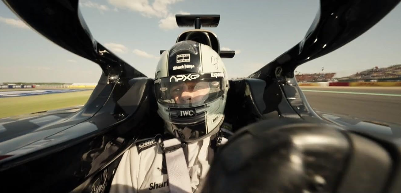 Trailer italiano e tutto quello che c'è da sapere su "F1", il film di Joseph Kosinski sulla Formula 1 con Brad Pitt, Javier Bardem, Kerry Condon e Tobias Menzie- Al cinema nel 2025 con Warner Bros.