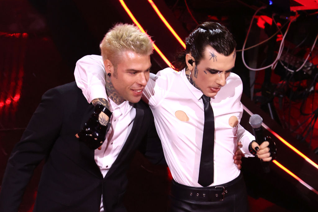 Fedez a Sanremo 2025: dopo Ferragnez, X Factor e LOL torna in gara al Festival