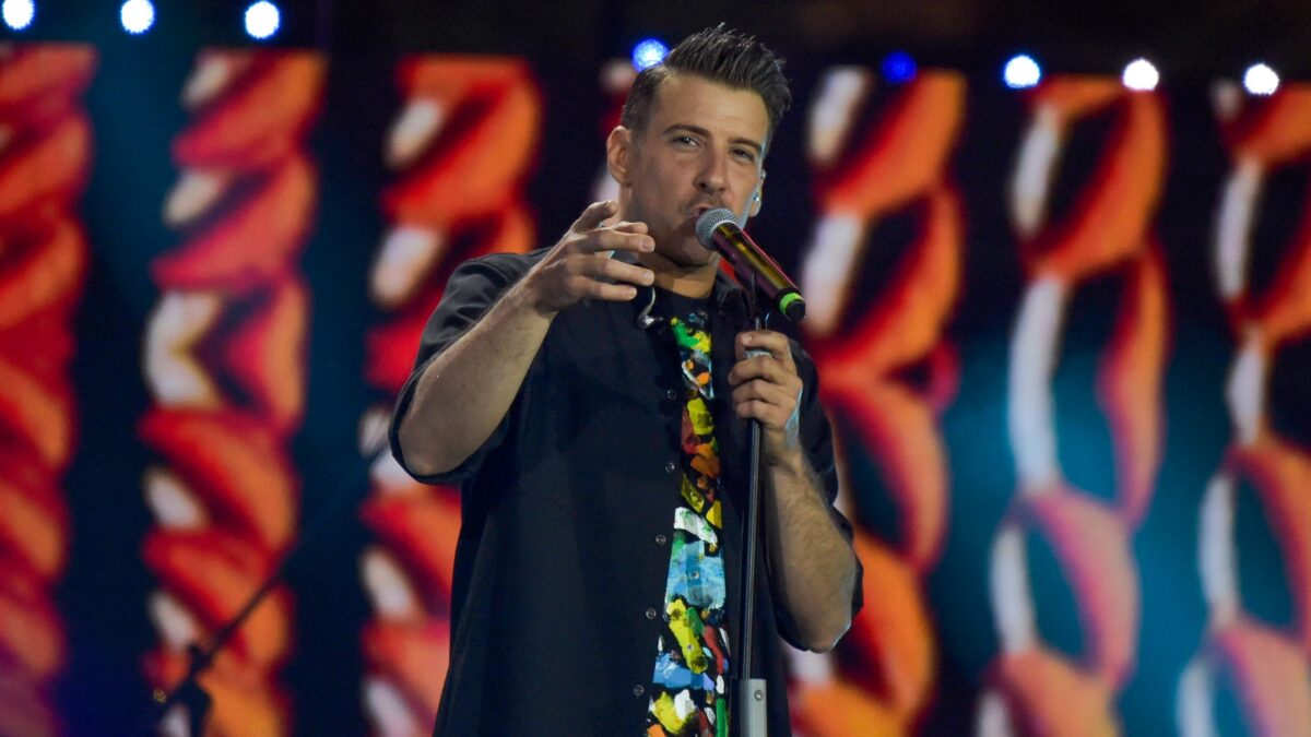 Francesco Gabbani a Sanremo 2025