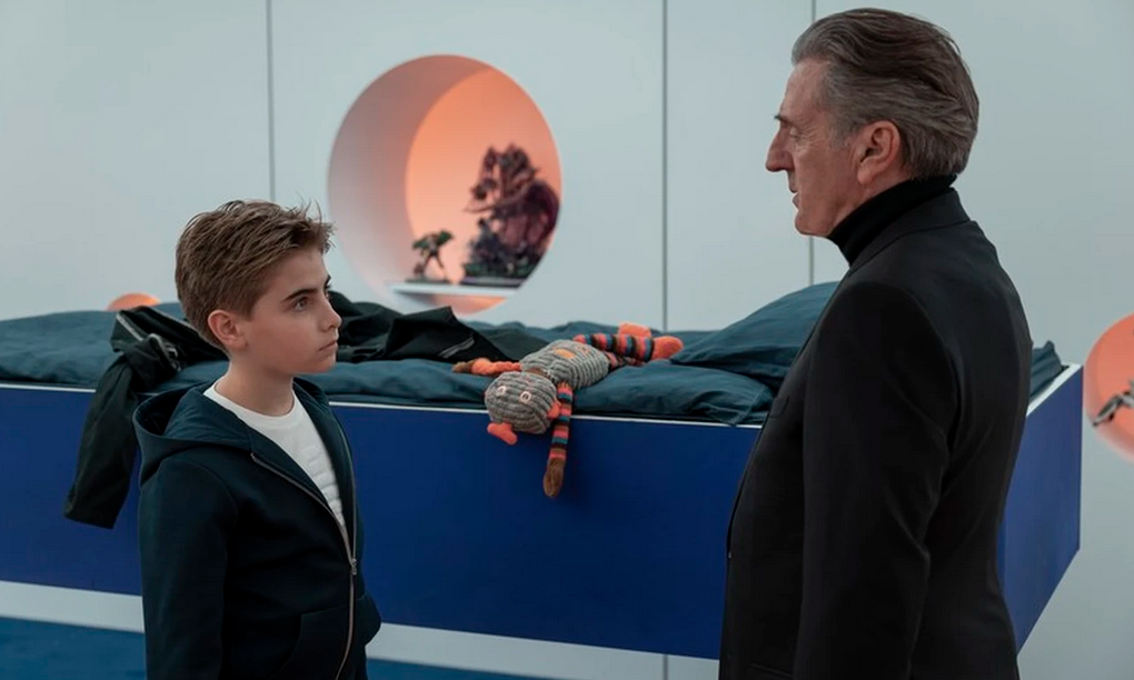 Tutto quello che c'è da sapere su The New Toy (Le Nouveau Jouet) di James Huth, il remake campione d'incassi in Francia con Daniel Auteuil e Jamel Debbouze in onda stasera su Rai 2.