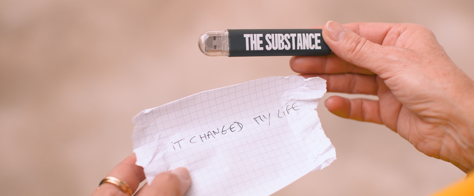 "The Substance" di Coralie Fargeat è il miglior film horror del 2024 secondo Cineblog - Recensione e tutto quello che c'è da sapere sull'acclamato body-horror con Demi Moore, Margaret Qualley e Dennis Quaid.