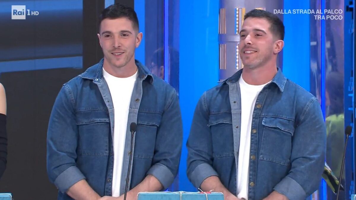 Alessandro e Andrea Simula: chi sono i gemelli pacchisti della Sardegna di Affari tuoi