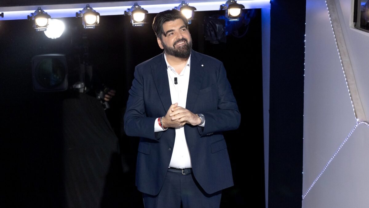 Ascolti tv sabato 11 gennaio 2025: C’è posta per te a 4,8 mln (31,3%), Ora o mai più a 2,7 mln (18,2%)