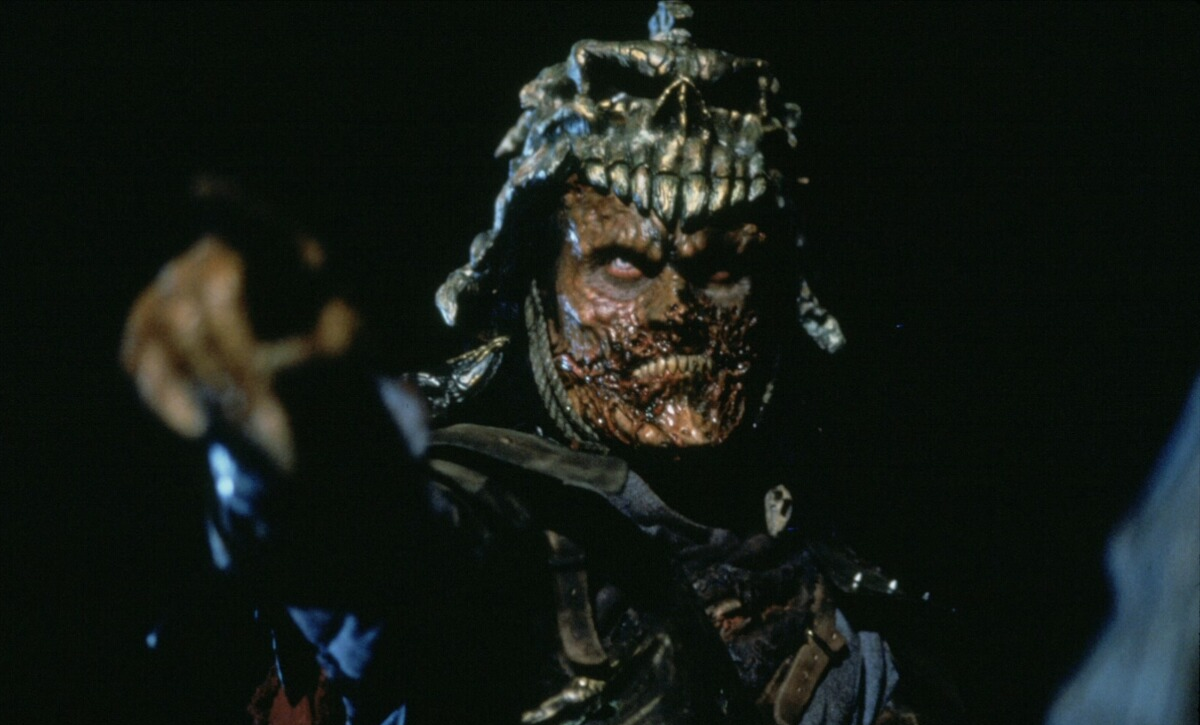 Direttamente dal terzo capitolo di Evil Dead, L'armata delle tenebre di Sam Raimi, due nuove figure in vinile dell'Ash ed Evil Ash di Bruce Campbell prodotte da Funko Pop! Movies.