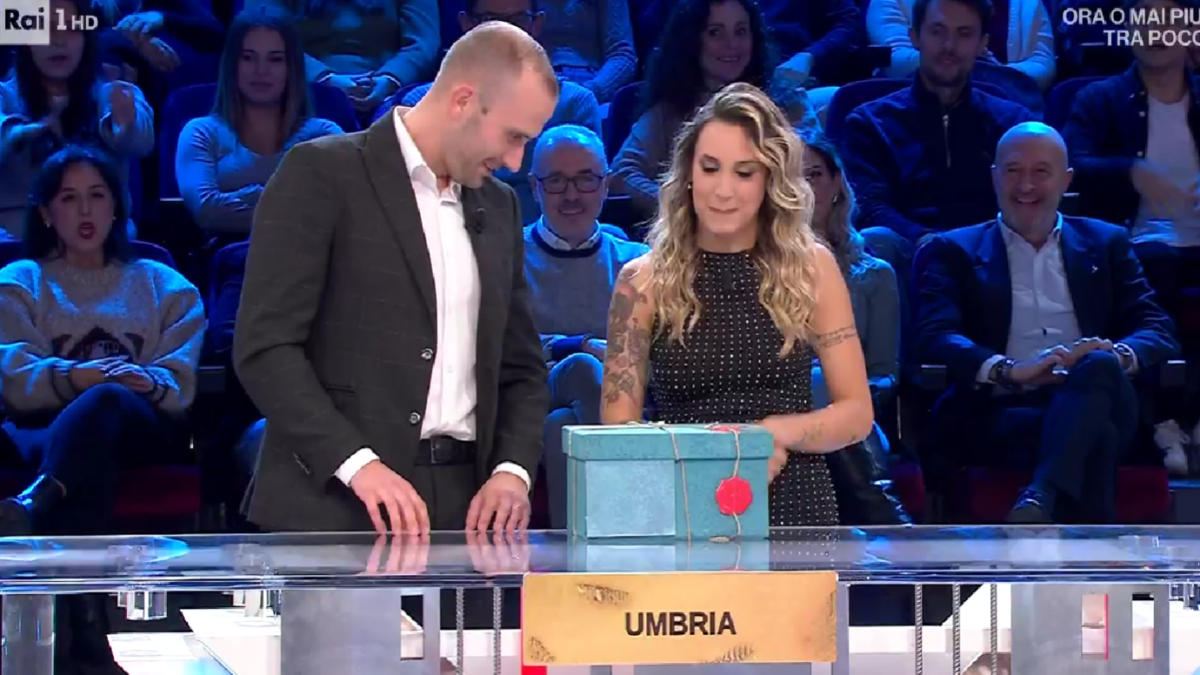 Affari tuoi puntata stasera 18 gennaio 2025, quanto hanno vinto i concorrenti?
