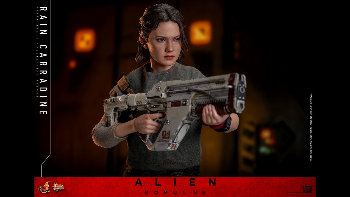 Alien: Romulus ha convinto fan e critica e Hot Toys rivela due nuove action figures da collezione ispirate alla Rain Carradine di Cailee Spaeny e al nuovo Xenomorfo del film di Fede Alvarez.