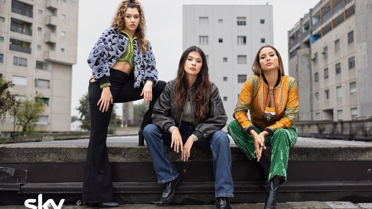 Sky e NOW, le novità in arrivo a marzo 2025: Gangs of Milano, Pechino Express