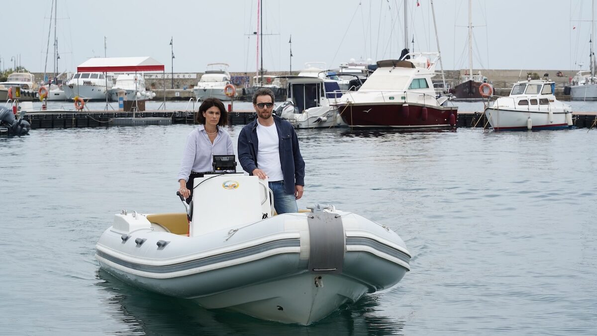 Le onde del passato, anticipazioni seconda puntata 21 febbraio 2025: Bonnard cerca di scoprire il segreto di Anna e Irene