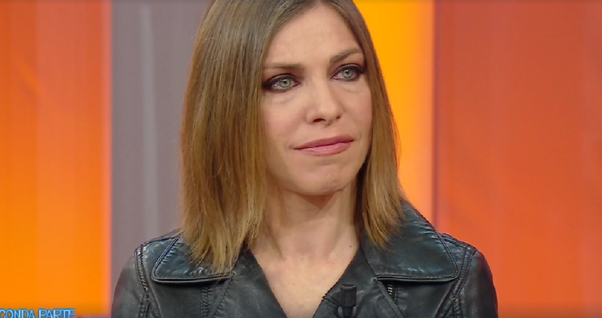 Loredana Errore racconta la visione avuta pochi giorni prima dell’incidente d’auto: “Forse Padre Pio mi stava presagendo qualcosa”