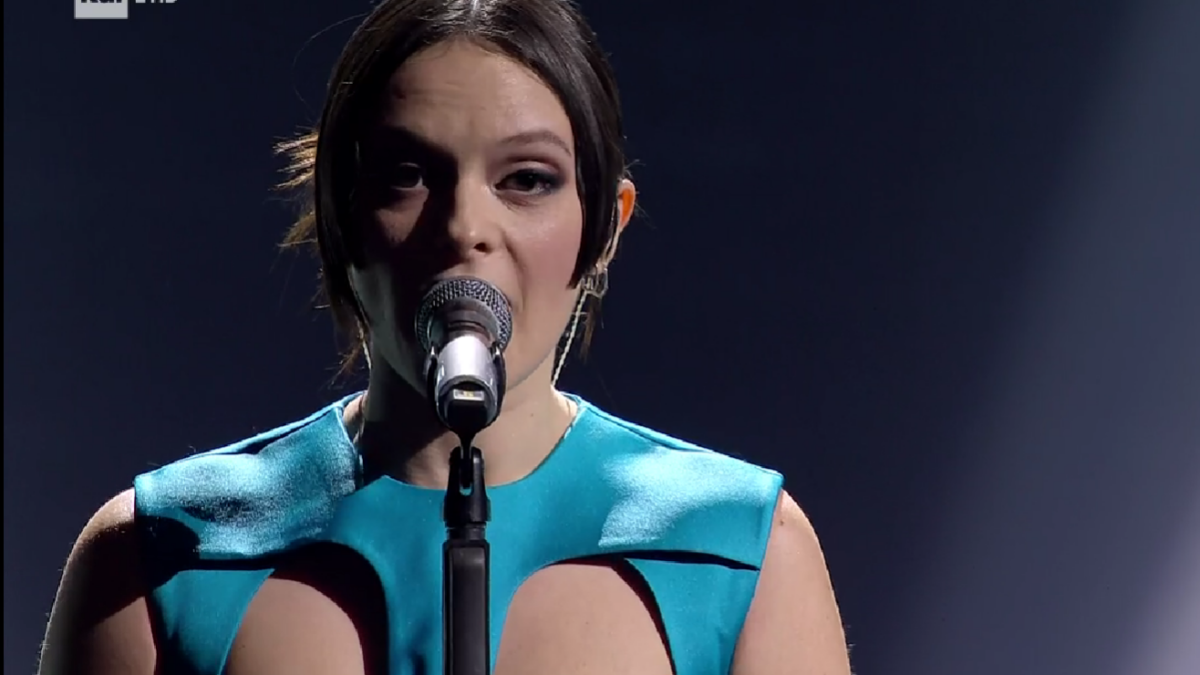 Sanremo 2025, Fango in paradiso di Francesca Michielin e i rimandi agli ABBA