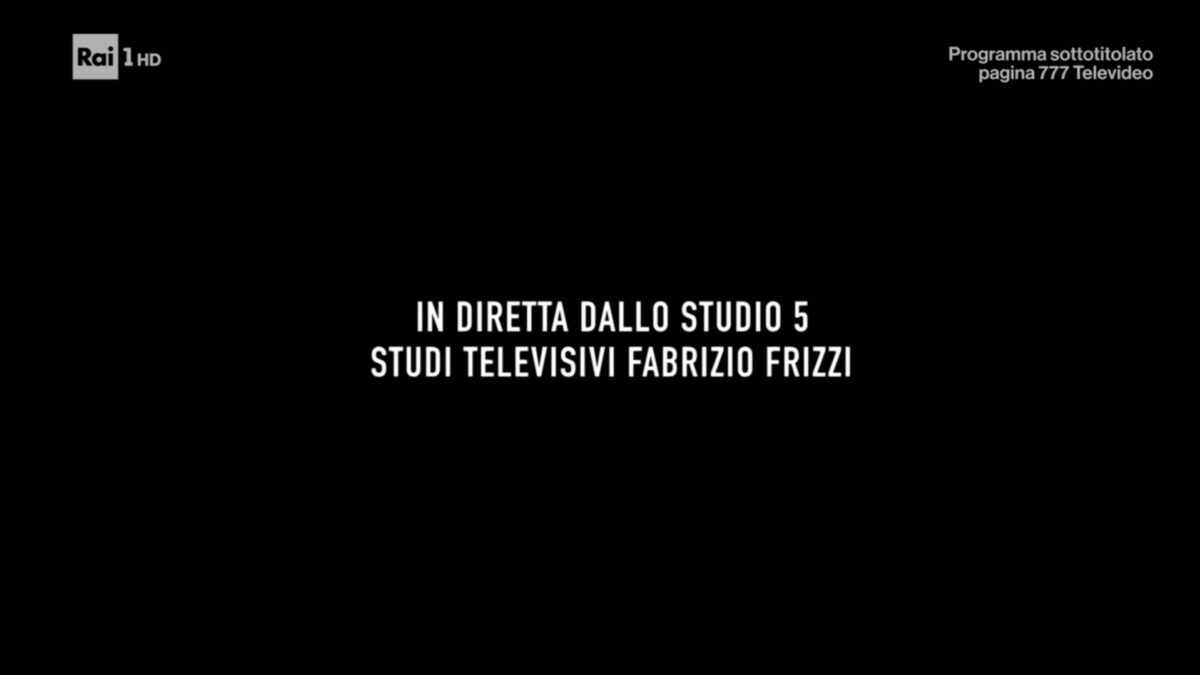 Ora o mai più, il programma è registrato, ma nel cartello in apertura è “in diretta”