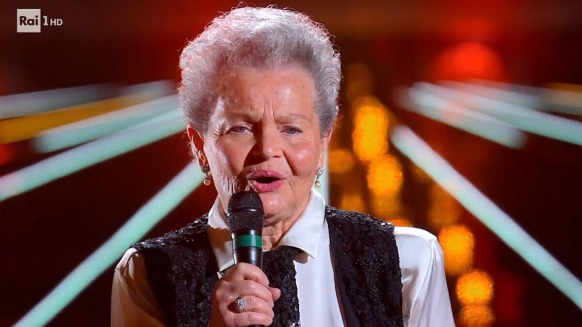 Ascolti tv venerdì 28 febbraio 2025: The Voice Senior a 3,6 mln (22,4%), Le onde del destino a 2,3 mln (14%) [TA]