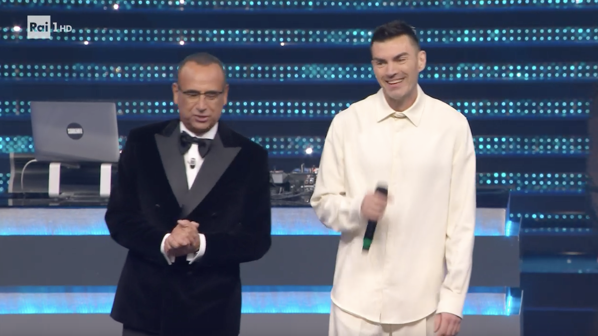 Tutta l’Italia a Sanremo 2025: l’inno del Festival di Gabry Ponte alla finale, con un cantante…mascherato