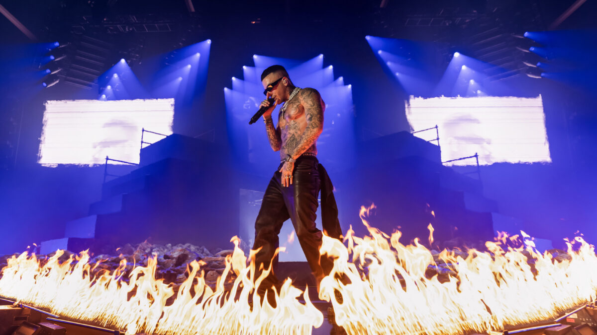 Sfera Ebbasta a Firenze, concerto oggi 6 marzo 2025: la scaletta delle canzoni, orario e informazioni sui biglietti
